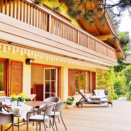 Luxusvilla Direkt Am Chiemsee * Breitbrunn am Chiemsee